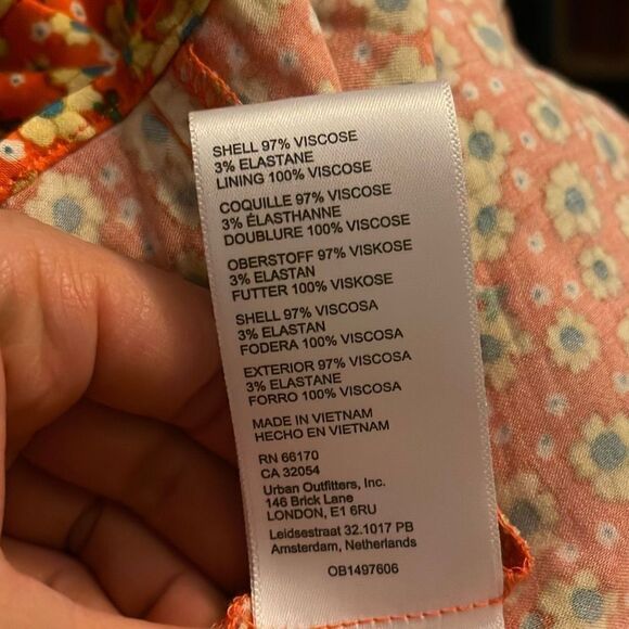 Urban Outfitters - Orange Chantelle Collared Midi
Dress size S - Picture 5 of 10